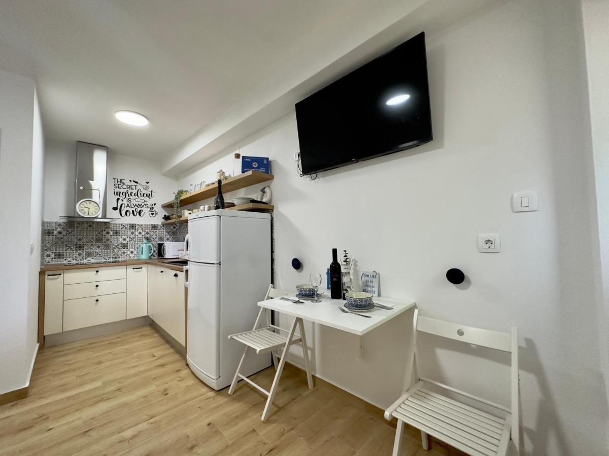 Matek Family & Studio Apartment 洛瓦尼斯卡 外观 照片